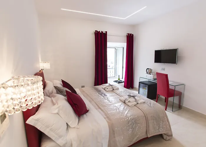 לינה וארוחת בוקר San Pietro Grand 4*